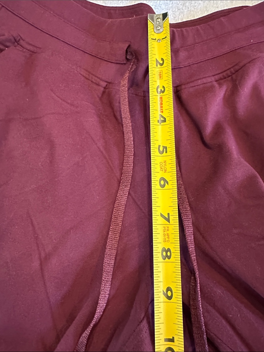 Lululemon dark red  Jogger Sweatpants  size 4  read below 👇🏻 - Picture 9 of 10